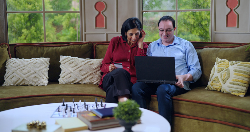 Couple considering buying products thanks to advertising to Generation X